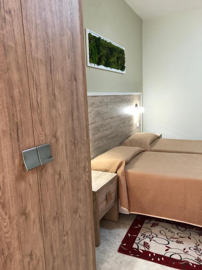 Hotel Centrale Quartu SantʼElena Dış mekan fotoğraf