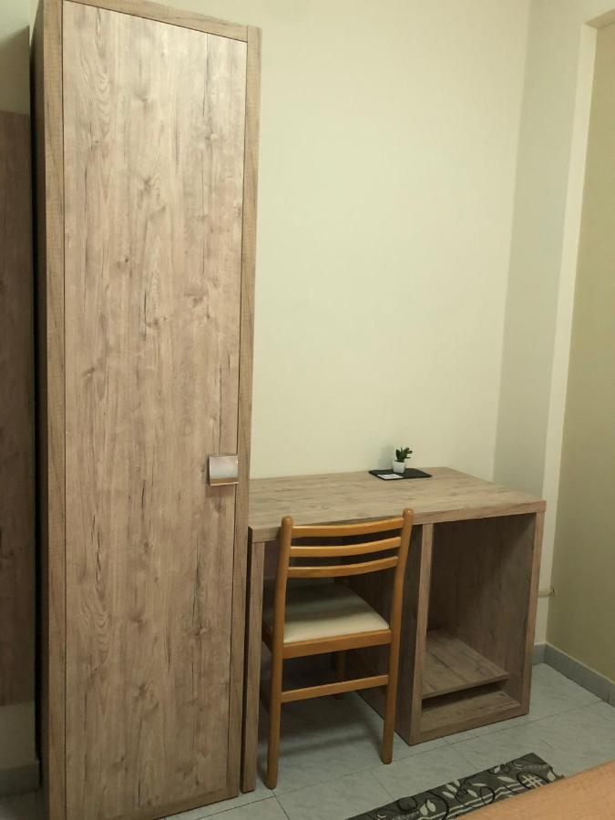Hotel Centrale Quartu SantʼElena Dış mekan fotoğraf